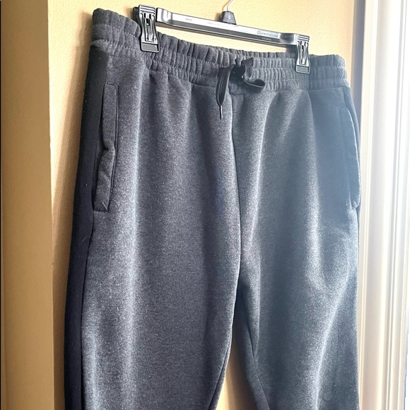 TKO Technical Knockout Joggers Men's Pants winter Dark Grey Black White size XL - Picture 4 of 12